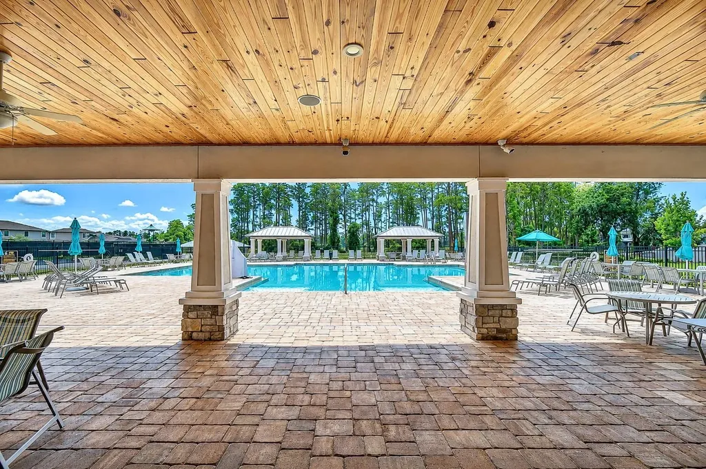 1621 Leaf Flower Lane Lutz FL 33558
