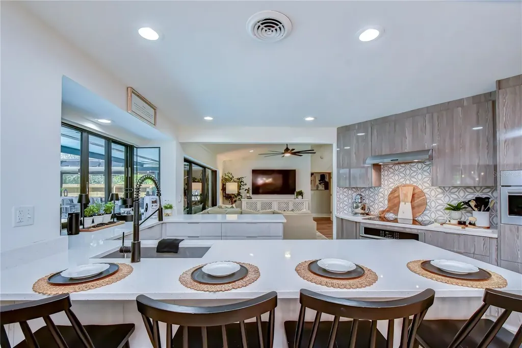 2980 Bridlewood Drive Palm Harbor FL 34683