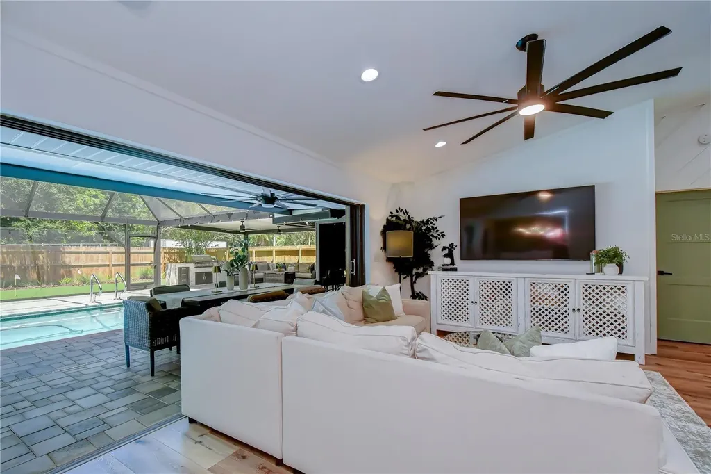 2980 Bridlewood Drive Palm Harbor FL 34683