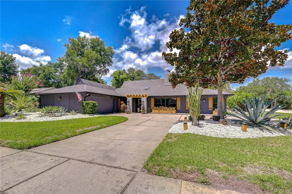 2980 Bridlewood Drive Palm Harbor FL 34683