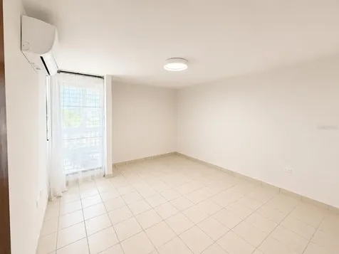 144 Plaza Virgen Gorda Luquillo PR 00773