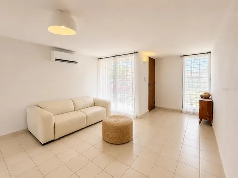 144 Plaza Virgen Gorda Luquillo PR 00773