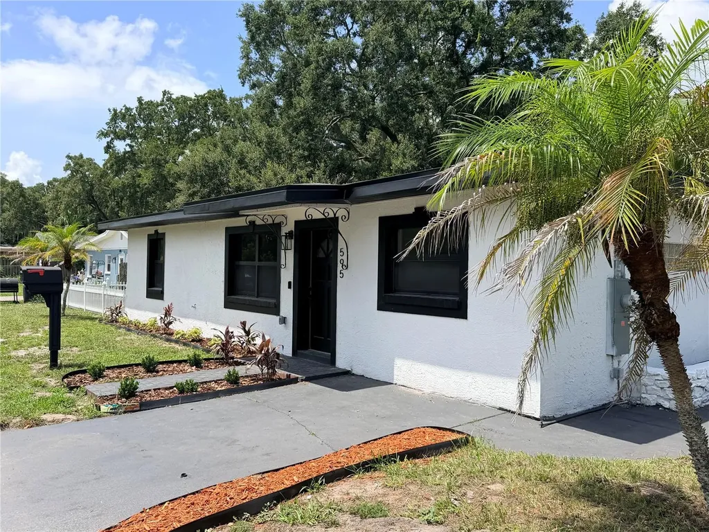 595 Pine Street Safety Harbor FL 34695