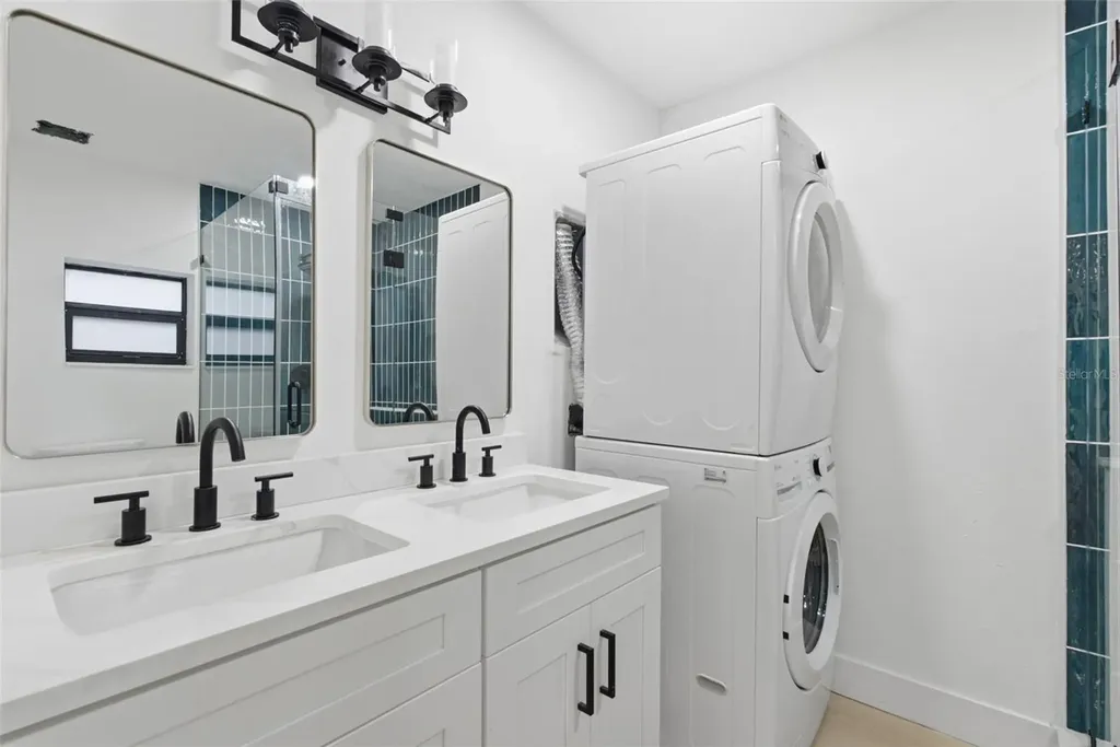 595 Pine Street Safety Harbor FL 34695