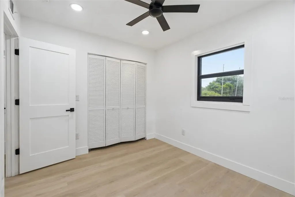 595 Pine Street Safety Harbor FL 34695