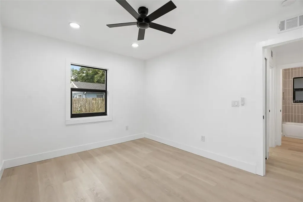 595 Pine Street Safety Harbor FL 34695