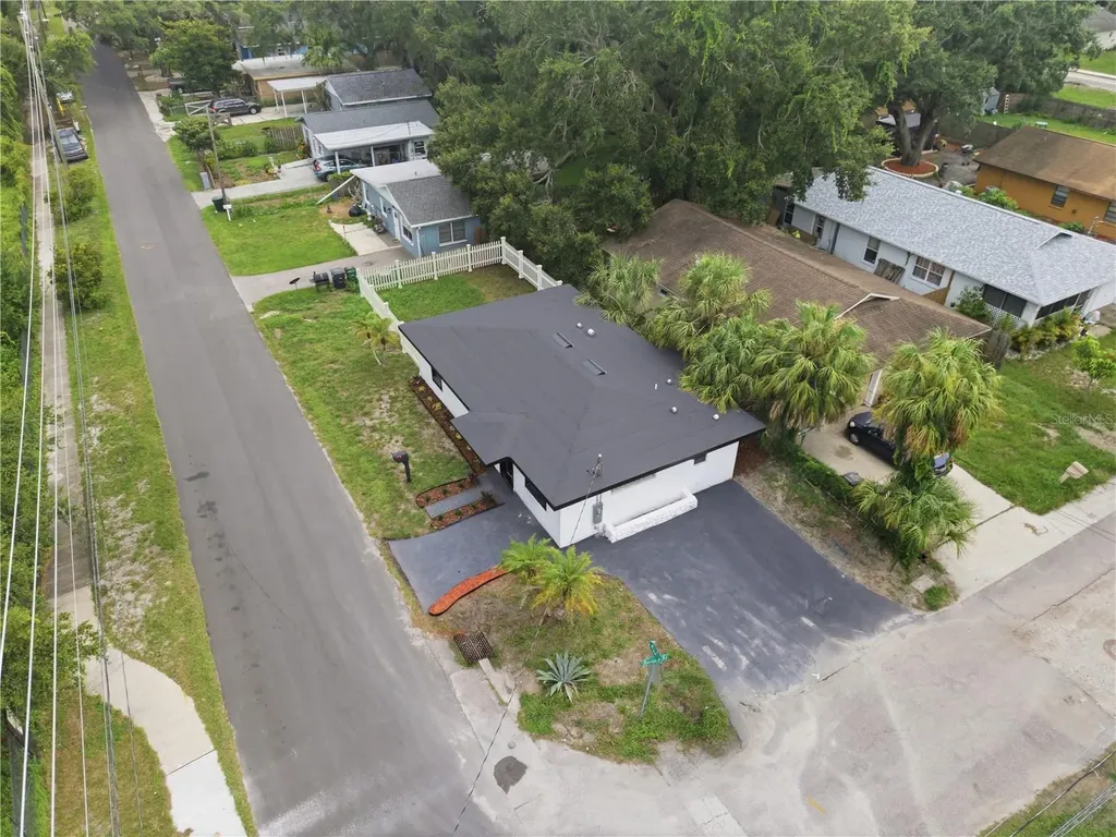 595 Pine Street Safety Harbor FL 34695