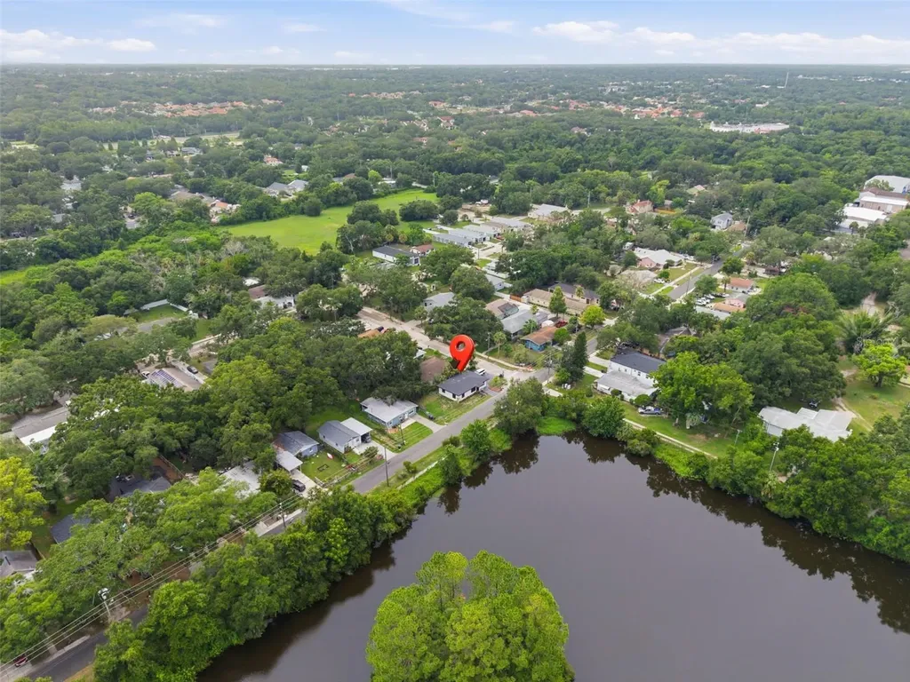 595 Pine Street Safety Harbor FL 34695