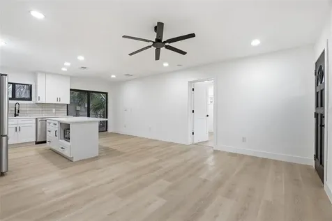 595 Pine Street Safety Harbor FL 34695