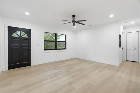 595 Pine Street Safety Harbor FL 34695