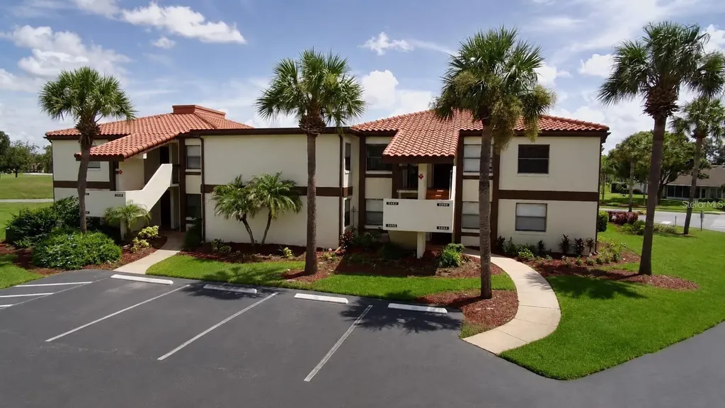 6062 Willowpointe Circle Orlando FL 32822