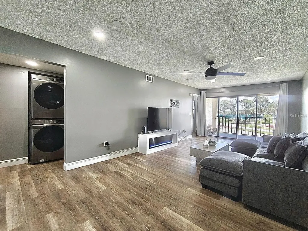 6062 Willowpointe Circle Orlando FL 32822