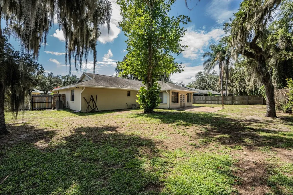 7716 Nature Trail Lakeland FL 33809