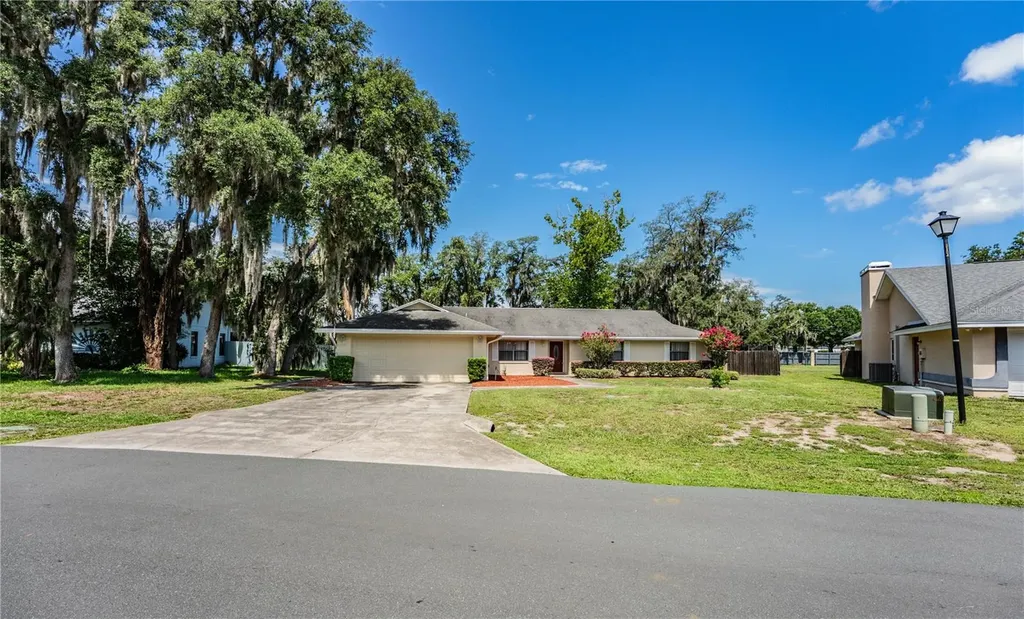 7716 Nature Trail Lakeland FL 33809
