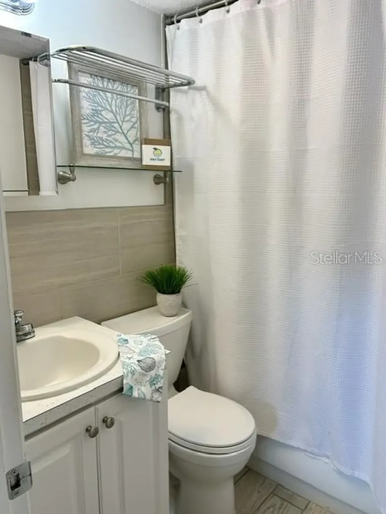908 Villas Drive Venice FL 34285