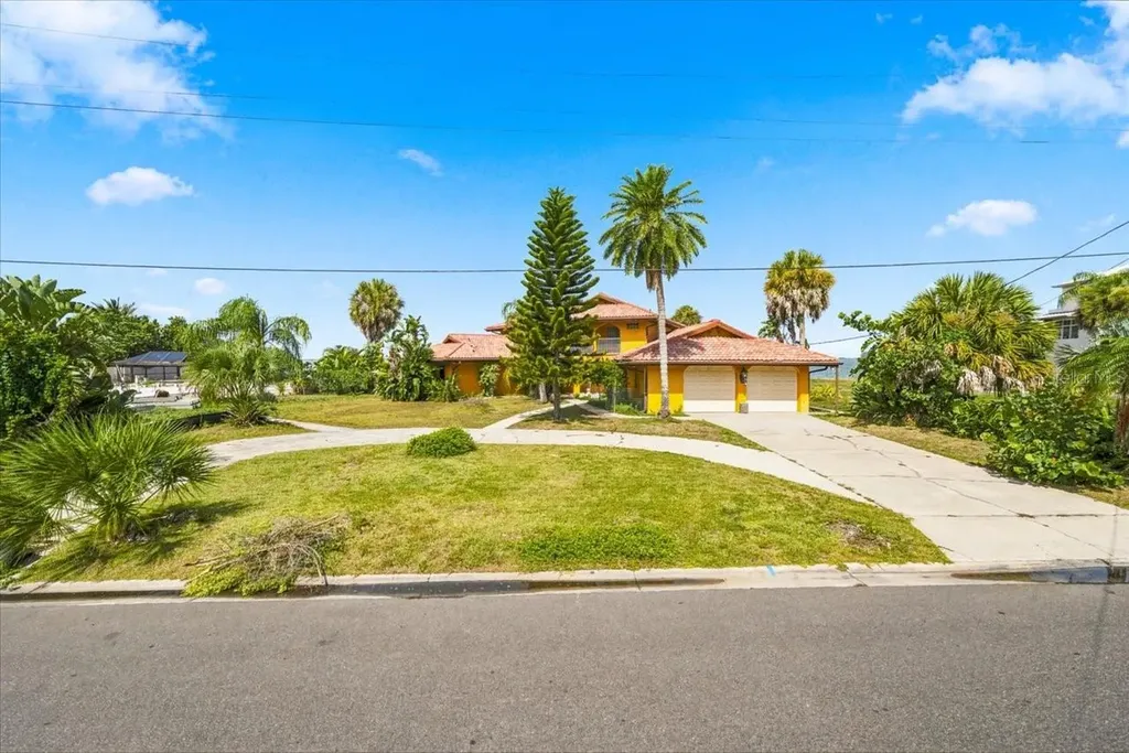 111 Shore Drive Dunedin FL 34698