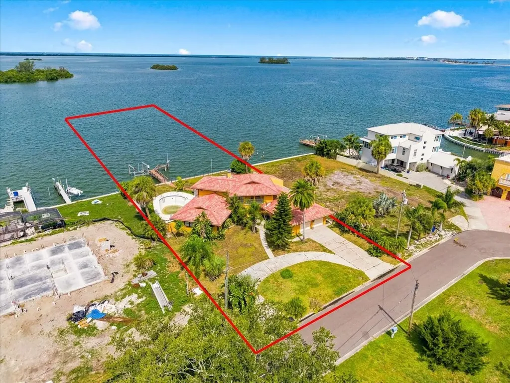 111 Shore Drive Dunedin FL 34698