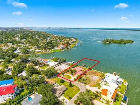 111 Shore Drive Dunedin FL 34698