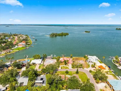 111 Shore Drive Dunedin FL 34698