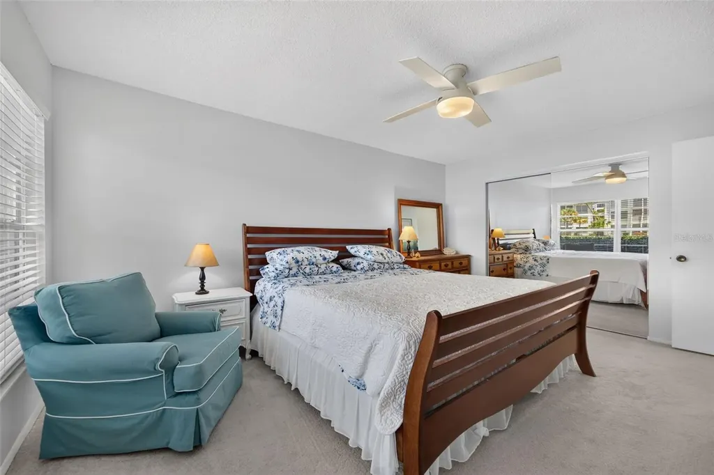 4390 Exeter Drive Longboat Key FL 34228