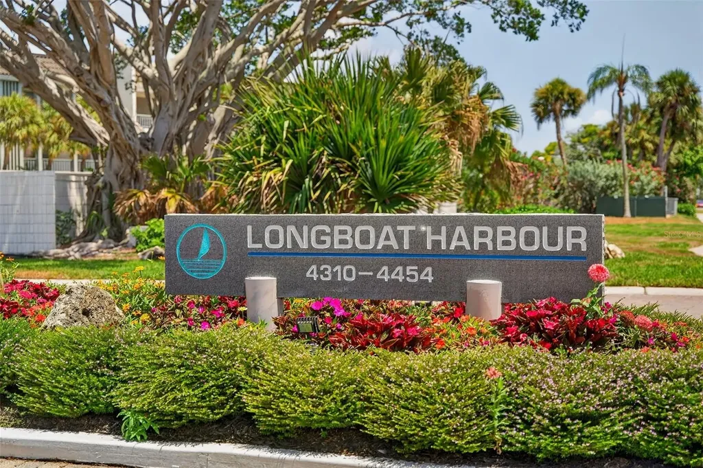 4390 Exeter Drive Longboat Key FL 34228