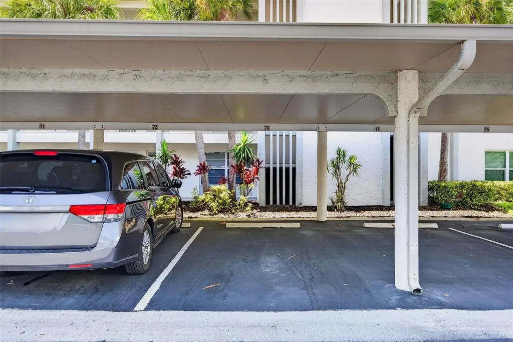 4390 Exeter Drive Longboat Key FL 34228