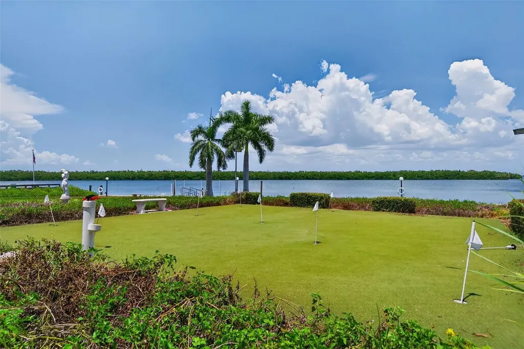 4390 Exeter Drive Longboat Key FL 34228