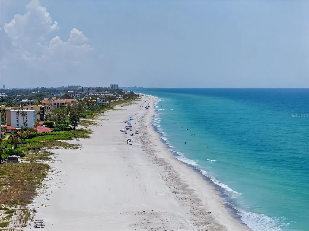 4390 Exeter Drive Longboat Key FL 34228
