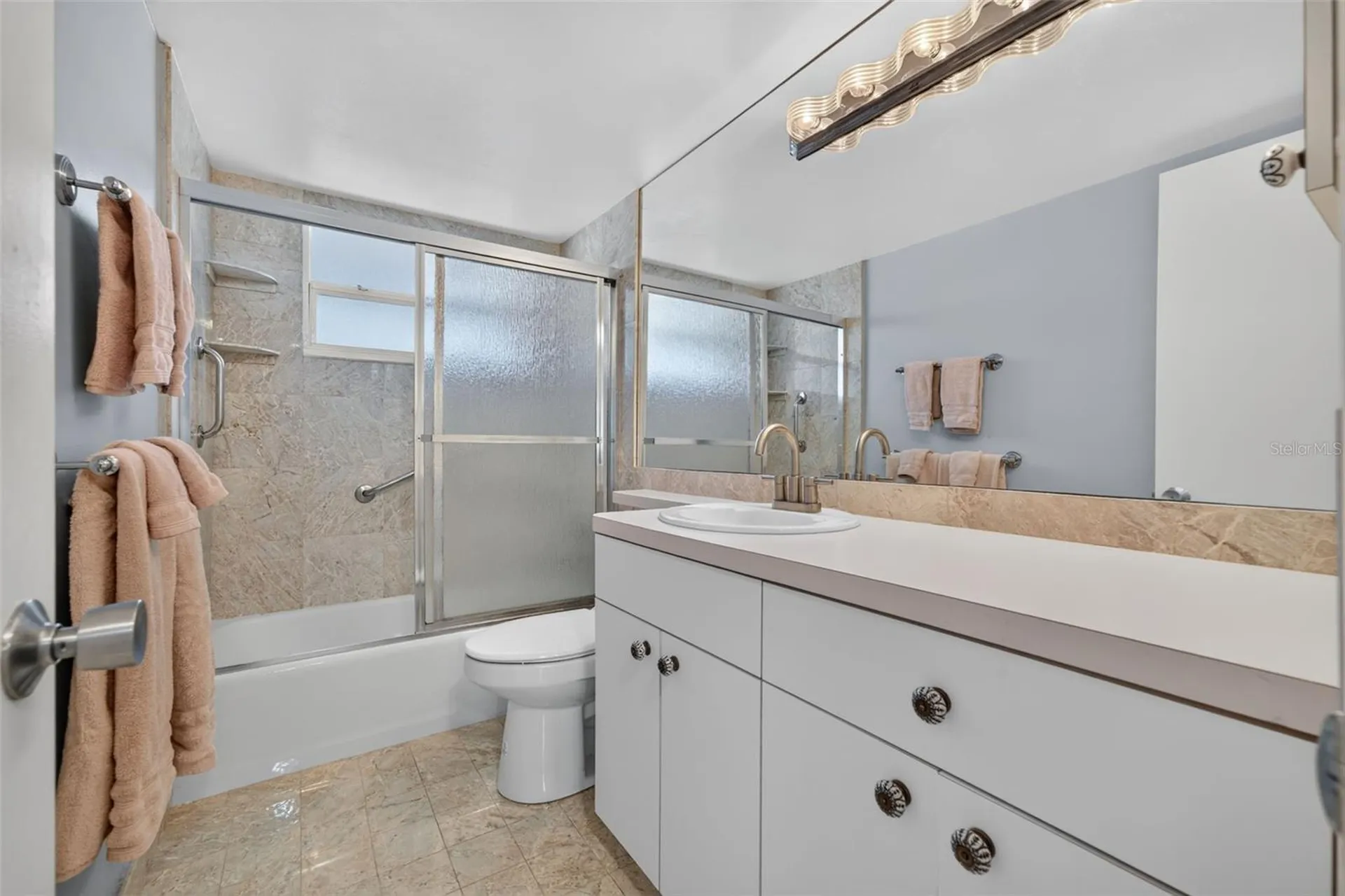 4390 Exeter Drive Longboat Key FL 34228