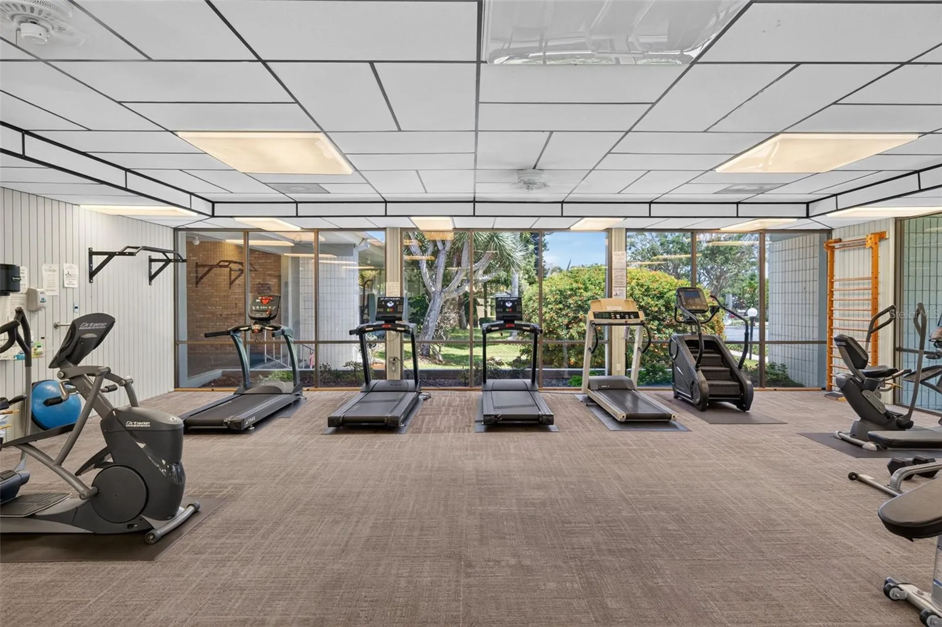 4390 Exeter Drive Longboat Key FL 34228