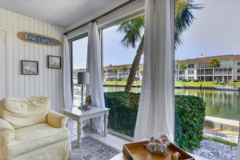 4390 Exeter Drive Longboat Key FL 34228
