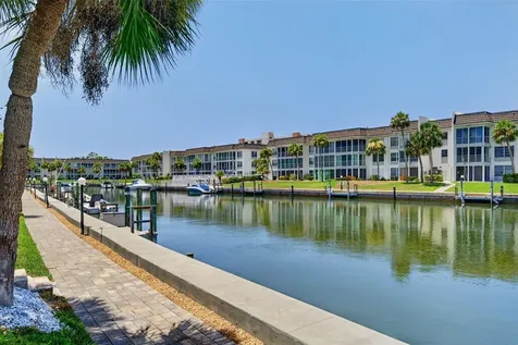 4390 Exeter Drive Longboat Key FL 34228