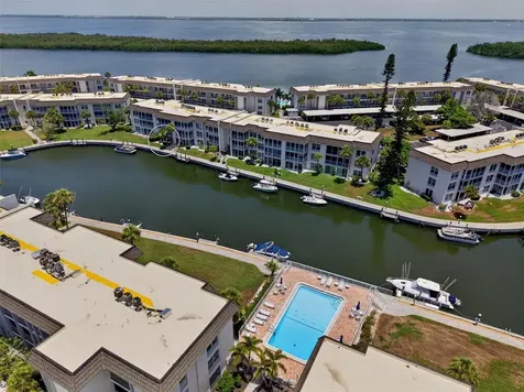 4390 Exeter Drive Longboat Key FL 34228