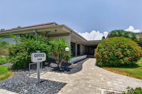 4390 Exeter Drive Longboat Key FL 34228