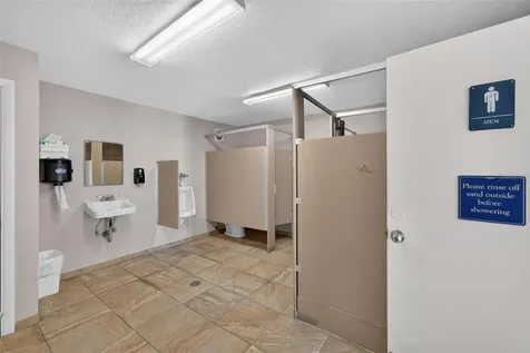 4390 Exeter Drive Longboat Key FL 34228