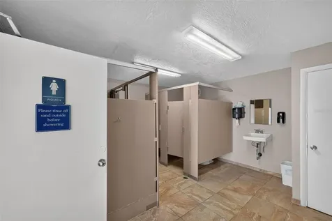 4390 Exeter Drive Longboat Key FL 34228