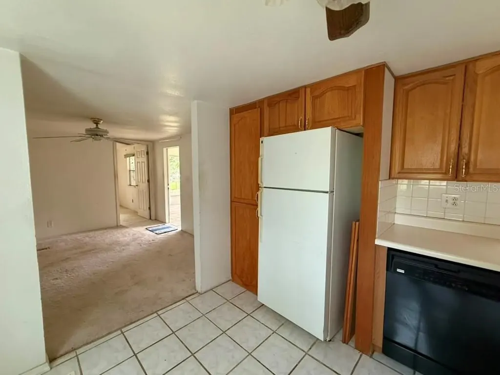 27416 Walnut Avenue Okahumpka FL 34762