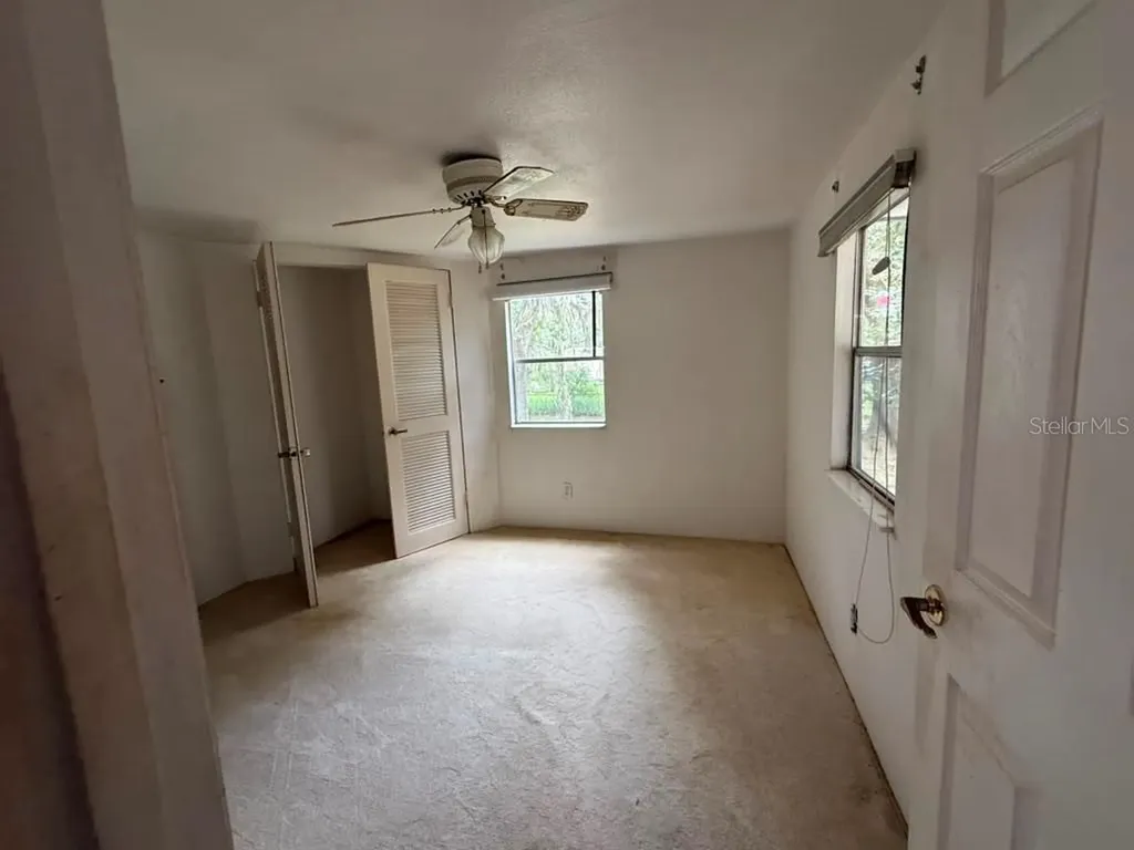 27416 Walnut Avenue Okahumpka FL 34762