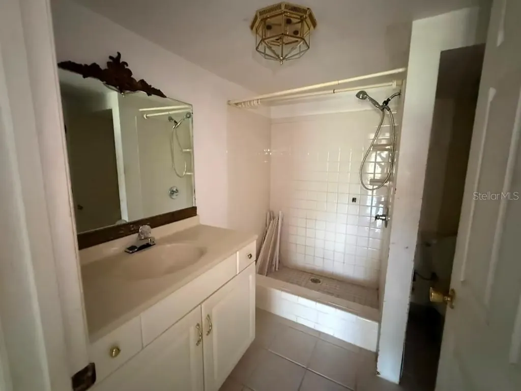 27416 Walnut Avenue Okahumpka FL 34762
