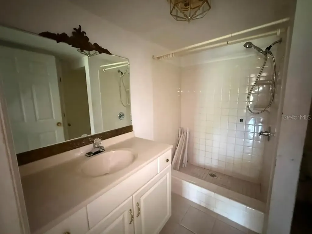 27416 Walnut Avenue Okahumpka FL 34762