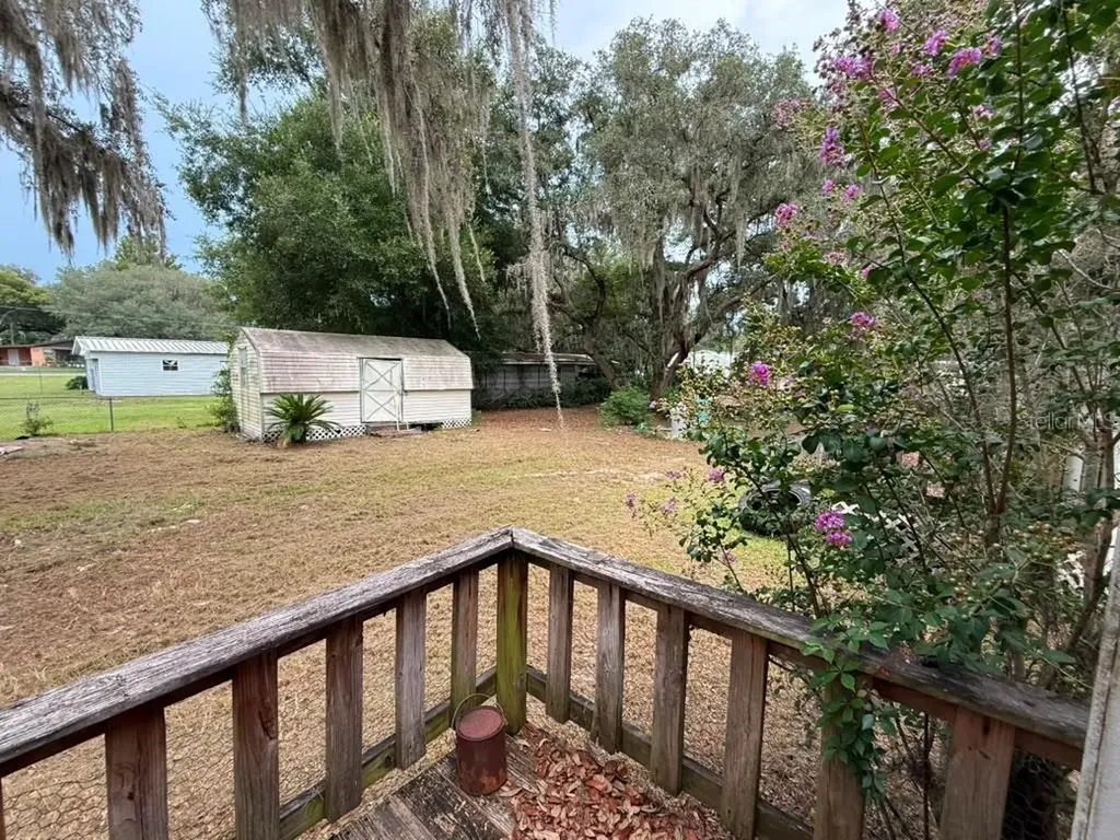 27416 Walnut Avenue Okahumpka FL 34762
