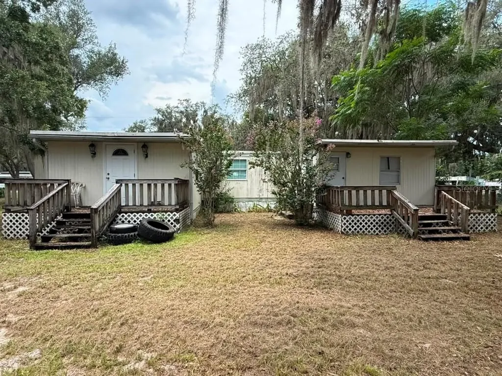 27416 Walnut Avenue Okahumpka FL 34762