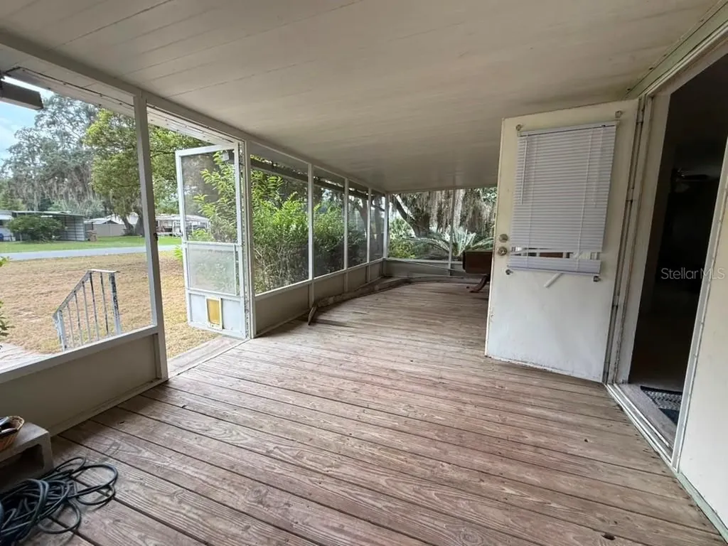 27416 Walnut Avenue Okahumpka FL 34762