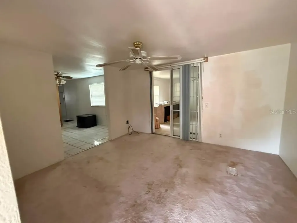 27416 Walnut Avenue Okahumpka FL 34762