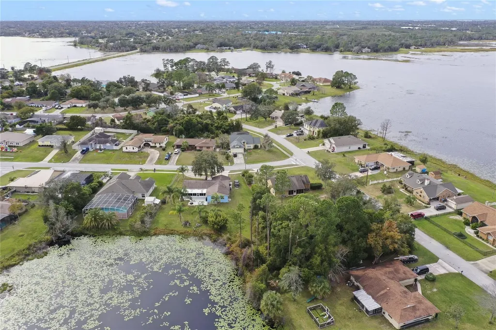2145 Montecito Avenue Deltona FL 32738
