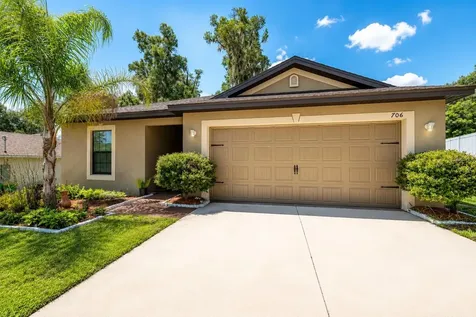 706 W Chelsea Street Deland FL 32720