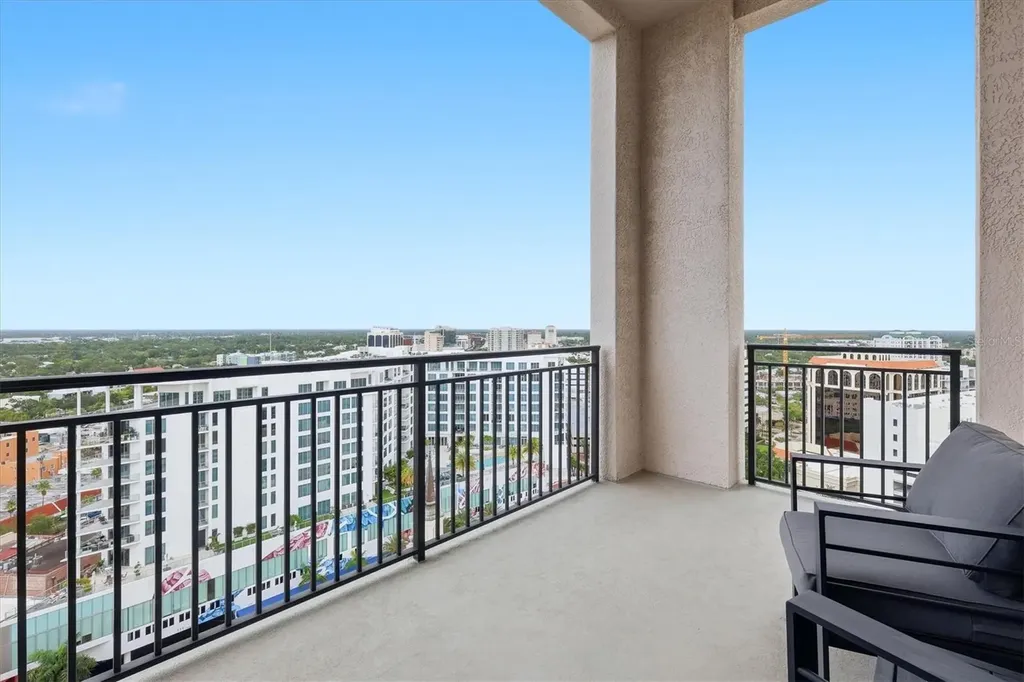 33 S Palm Avenue Sarasota FL 34236