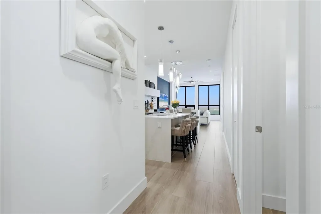 33 S Palm Avenue Sarasota FL 34236
