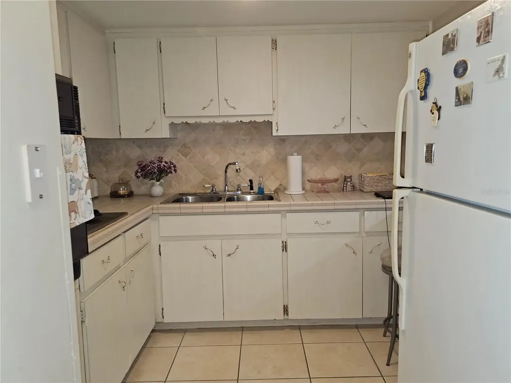 2458 Columbia Drive Clearwater FL 33763