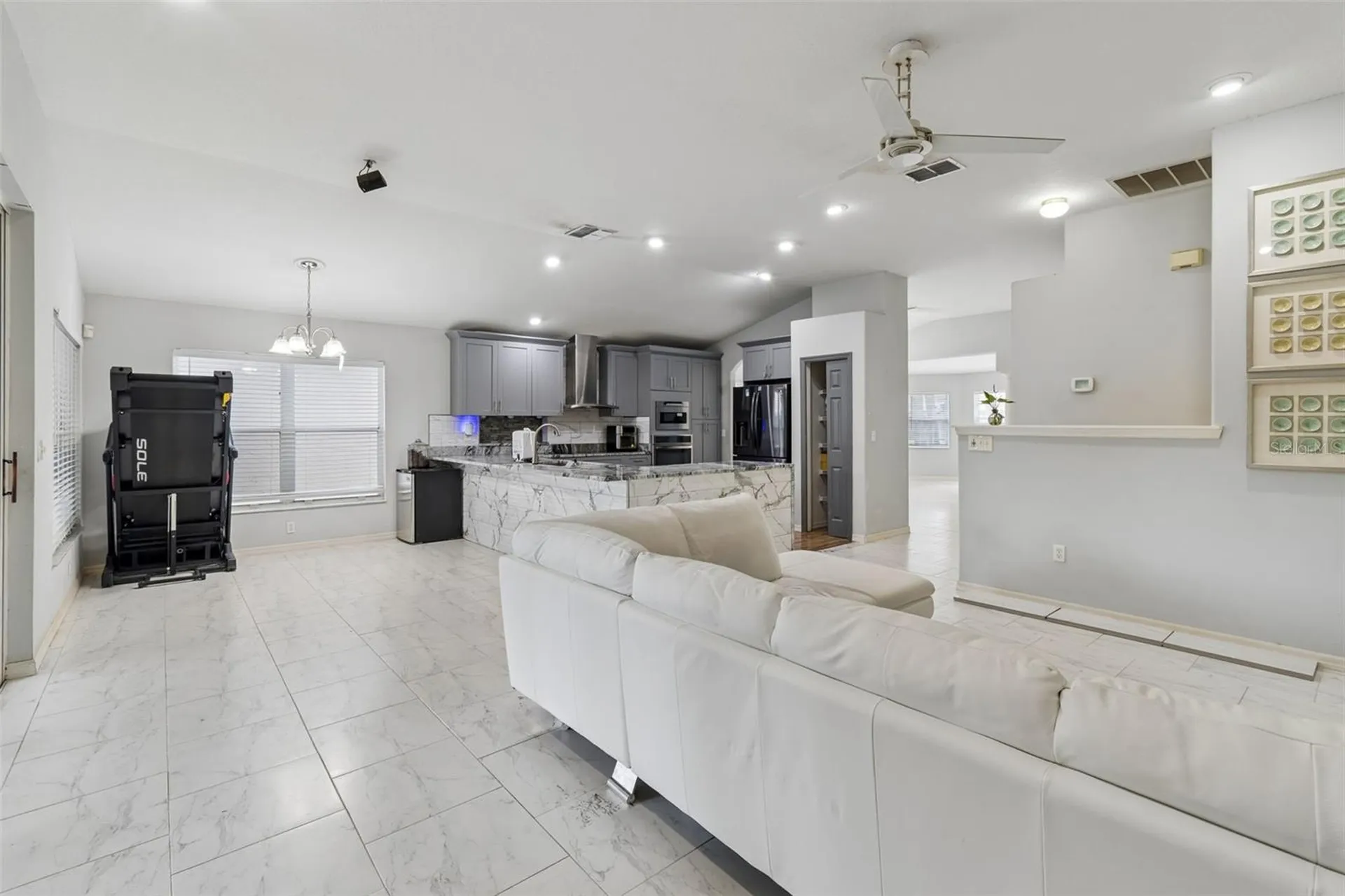 4643 Dunnie Drive Tampa FL 33614